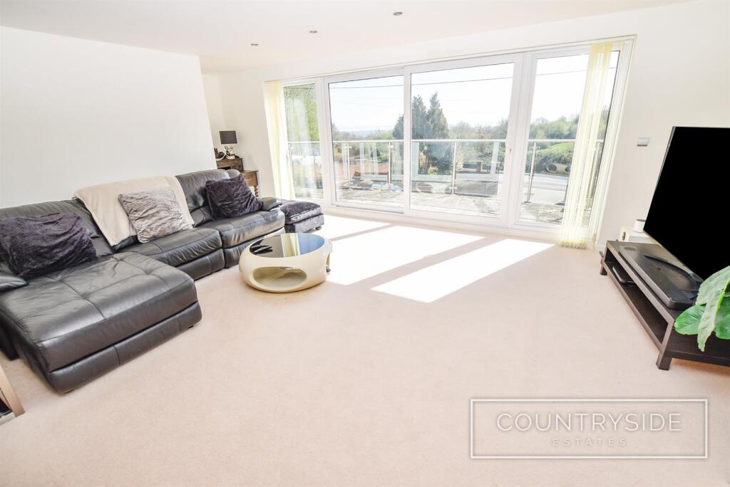 Vicarage Hill, Benfleet - View 6