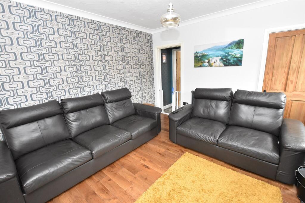 Oak Tree Road, NG17 - View 4