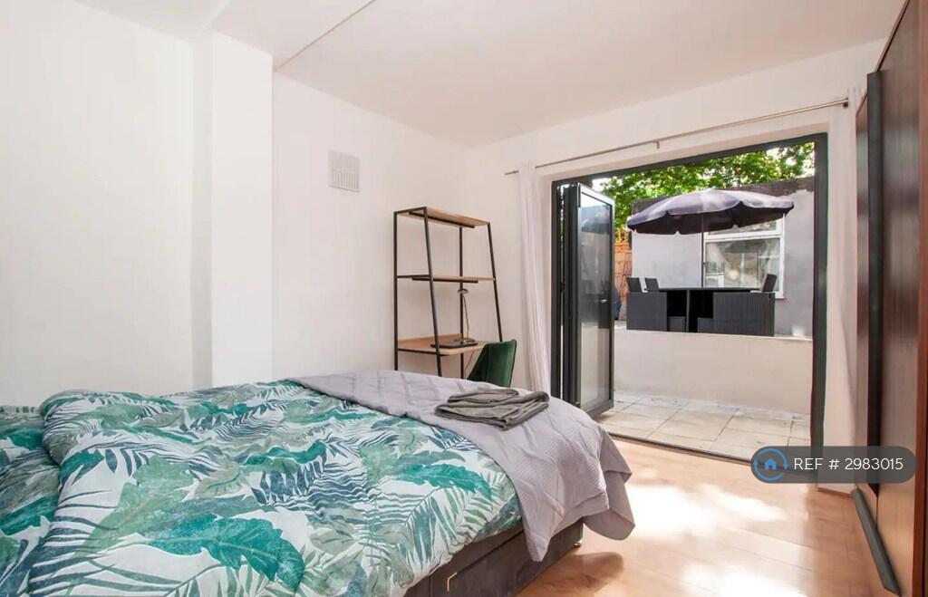 Main image of property: Derwent Grove, London, SE22