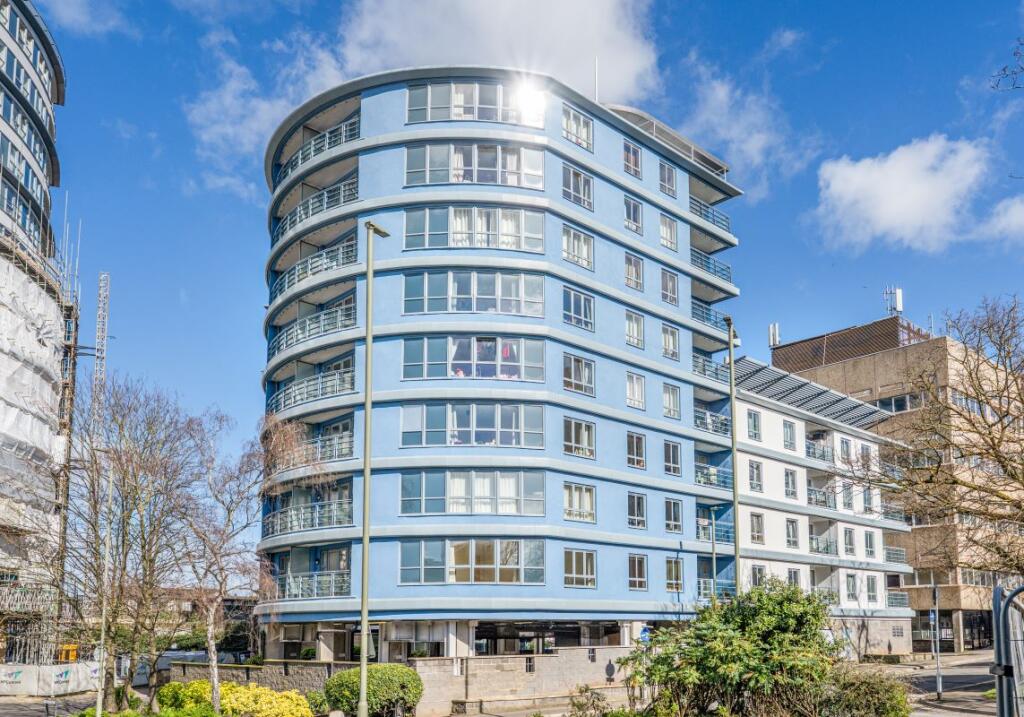 Main image of property: Flat 29 The Exchange, Oriental Road, Woking, Surrey, GU22 7PH