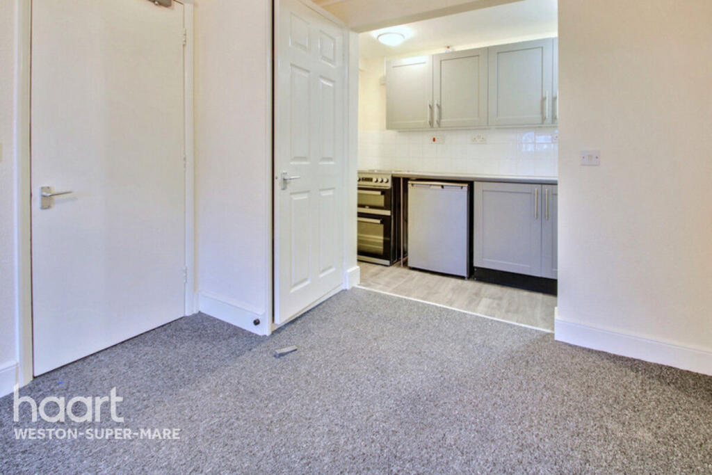 Apartment in Bristol - View 4