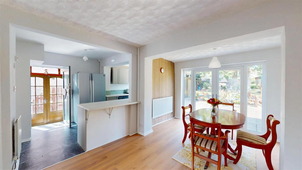 House in Bradford, West Yorkshire - View 5