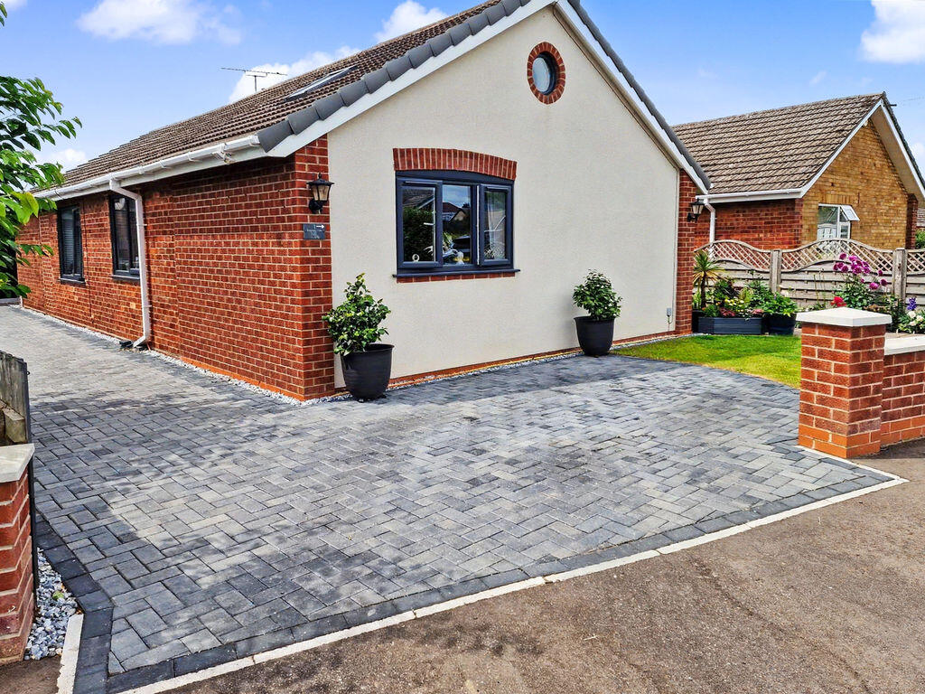 Lagonda Close, Bracebridge Heath, Lincoln photo 3