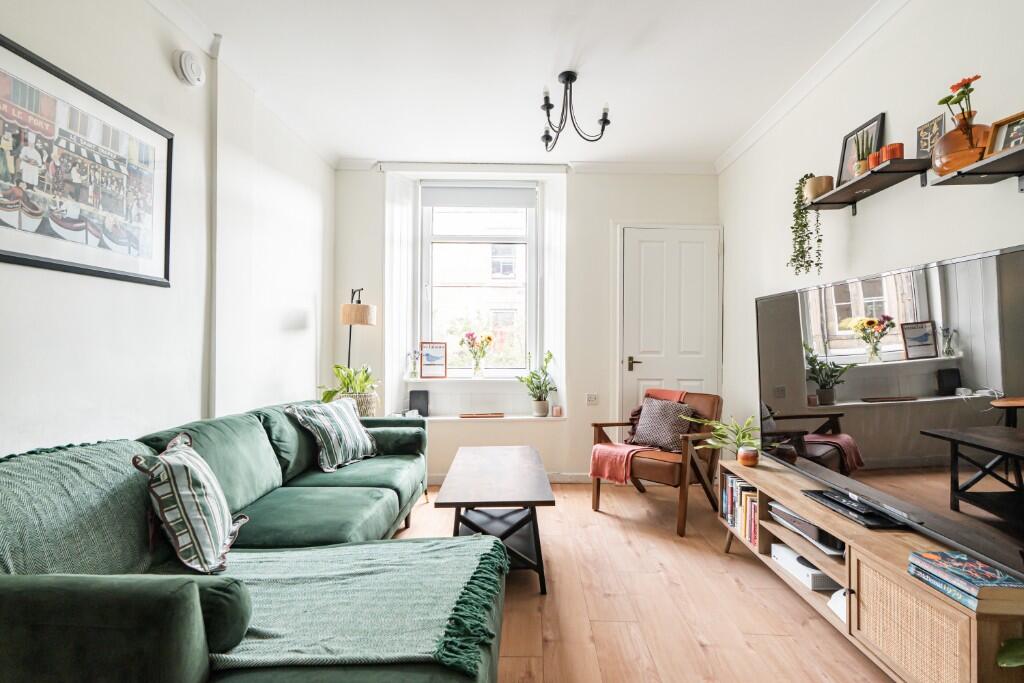 Apartment in Edinburgh, Merchiston - View 3