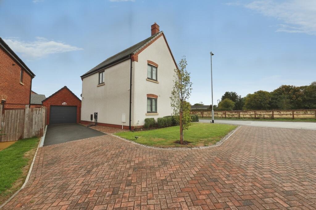 House in West Lindsey, Saxilby, Saxilby with Ingleby CP - View 3