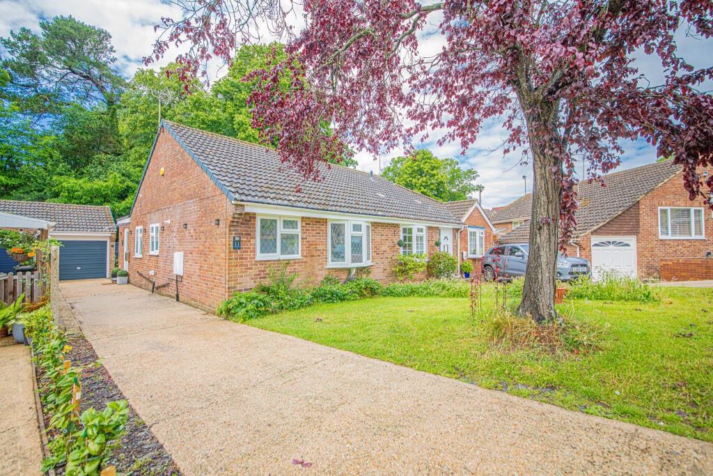 Main image of property: Kensington Close, Bishopstoke,