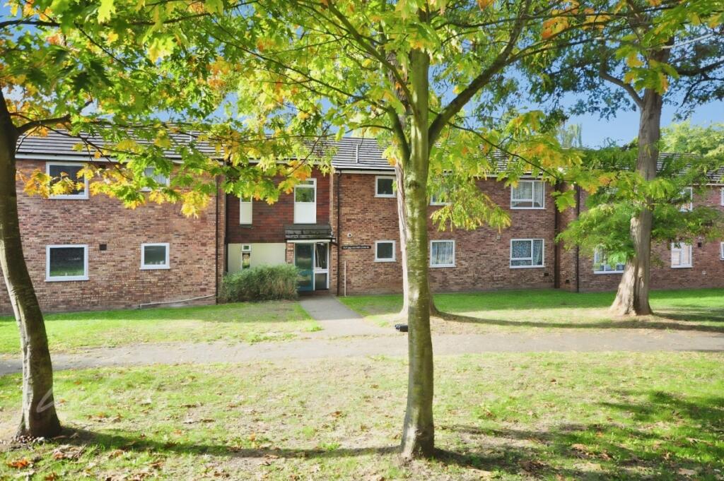 Main image of property: Luton Road Chatham ME4