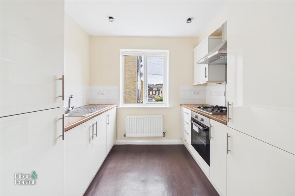 House in Blackburn - View 4