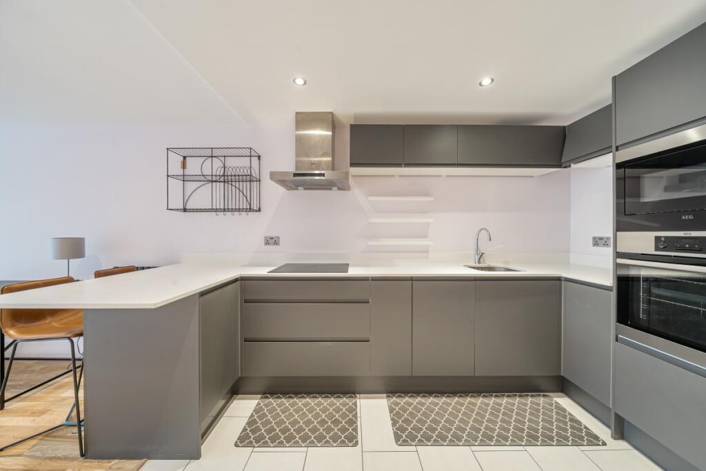 Main image of property: Merchants Row, Greenwich, SE10