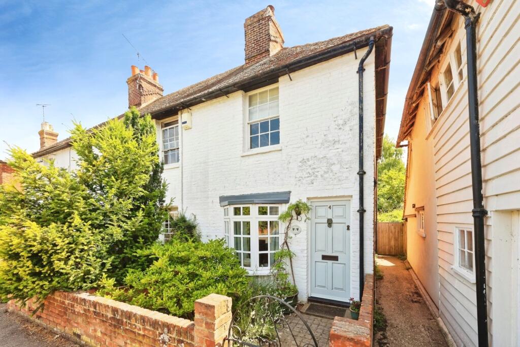 Main image of property: High Street, CANTERBURY, Kent, CT2