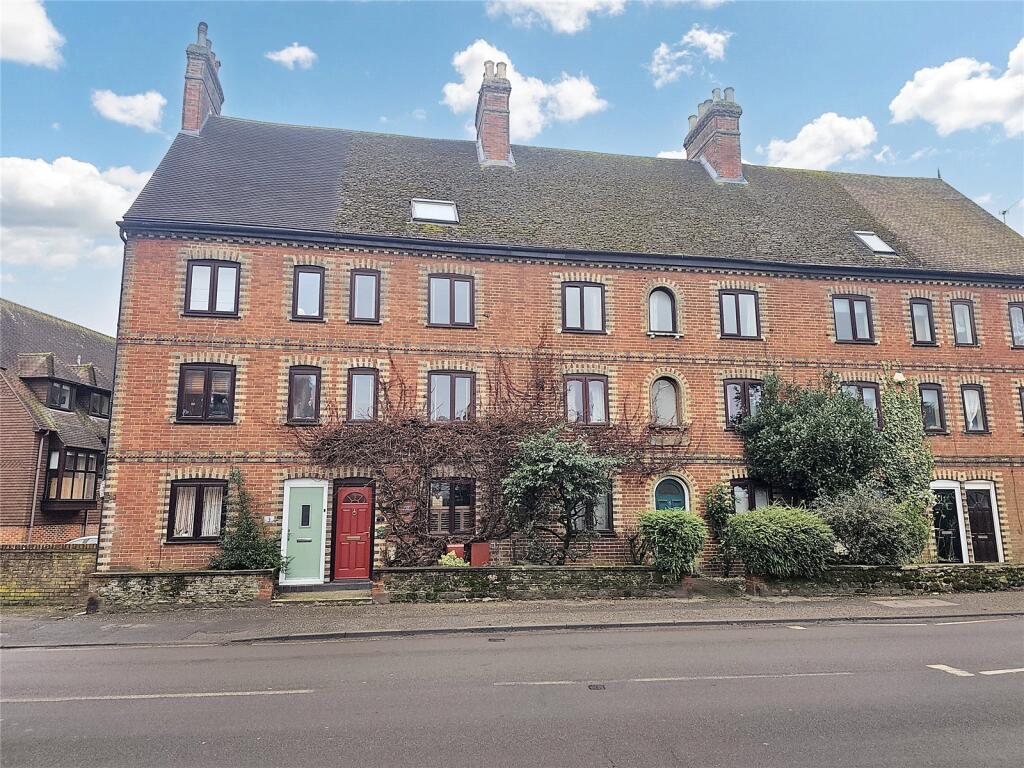 Main image of property: Cussies Row, Petersfield Road, Midhurst, West Sussex, GU29