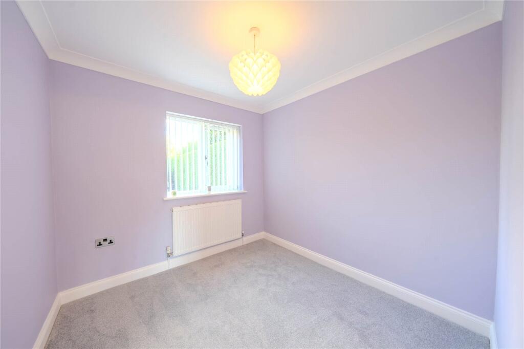 Apartment in Leeds - More