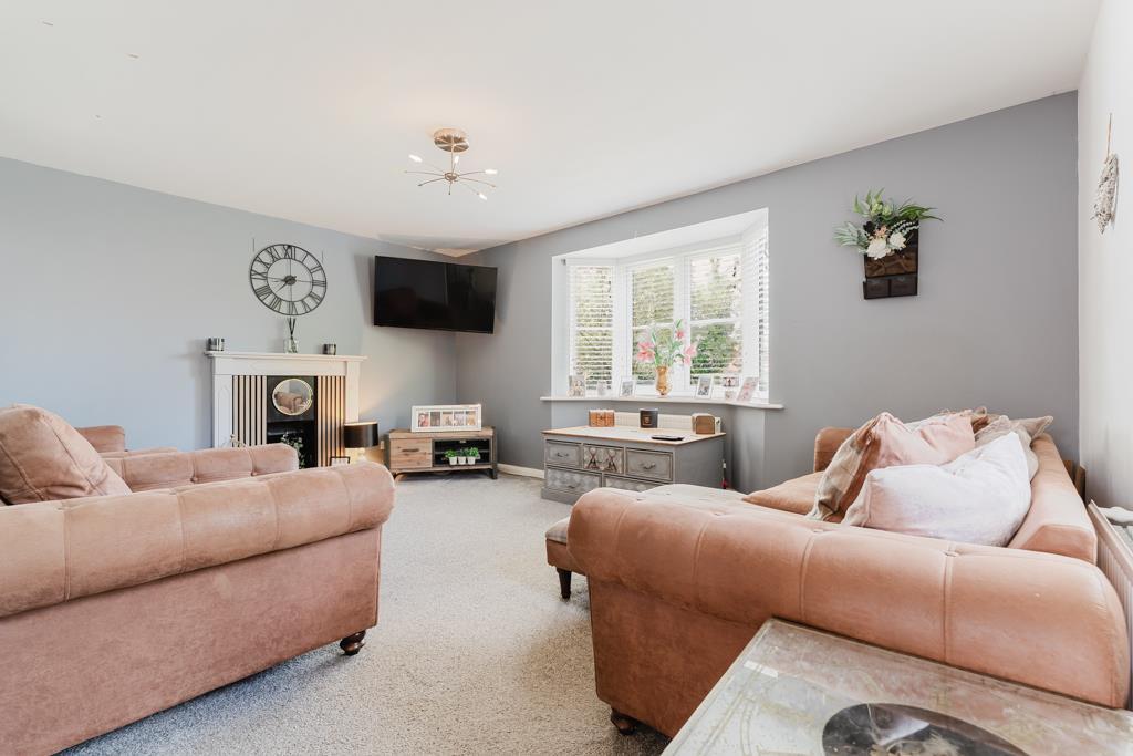 NN16 Langsett Close, Kettering - View 4