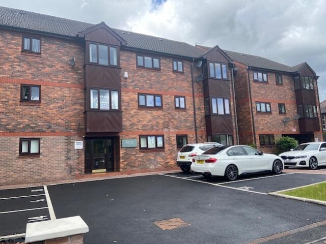 Main image of property: Rena Court, Flat, Sparth Lane, Heaton Moor, Stockport, SK4 2PL