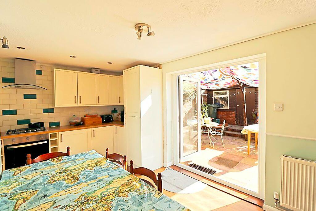 House in Basildon, Essex - More
