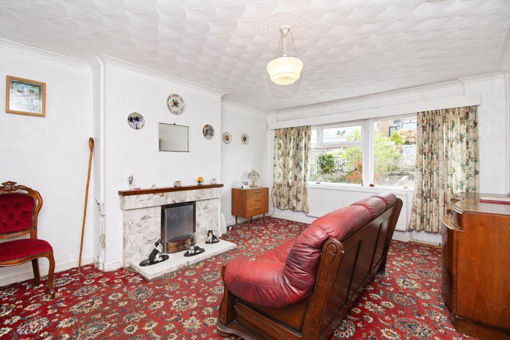 House in Pontypridd, Rhondda Cynon Taf - View 2