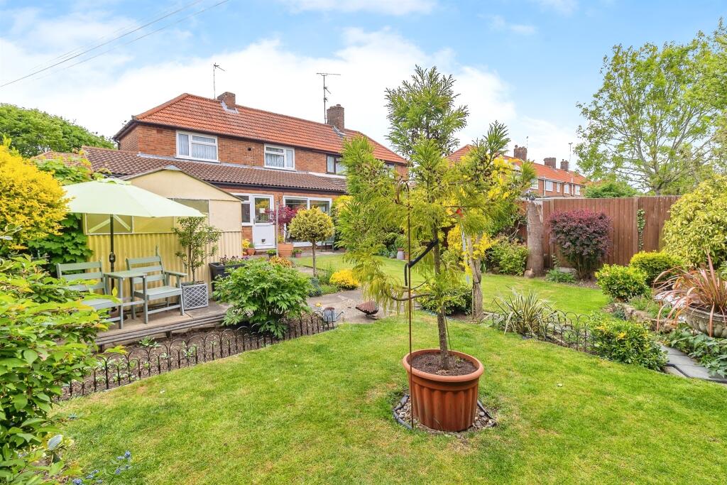 Saffron Street, Bletchley, MILTON KEYNES photo 4