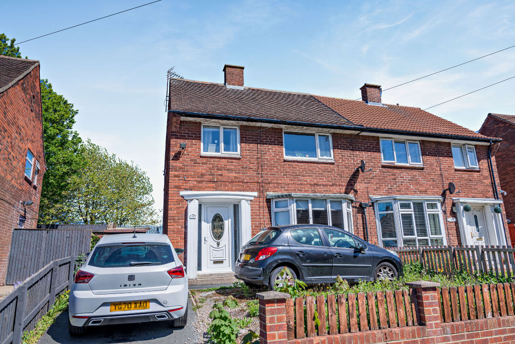Main image of property: Swarcliffe Bank, Swarcliffe, Leeds