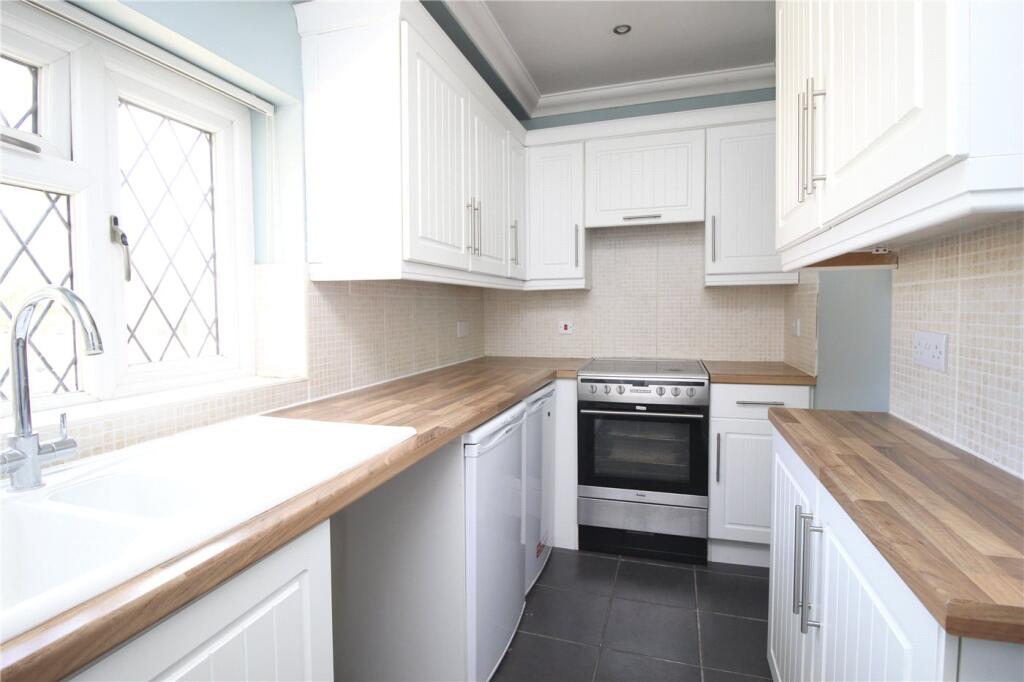 Apartment in Southend-on-Sea, Eastwood - View 5