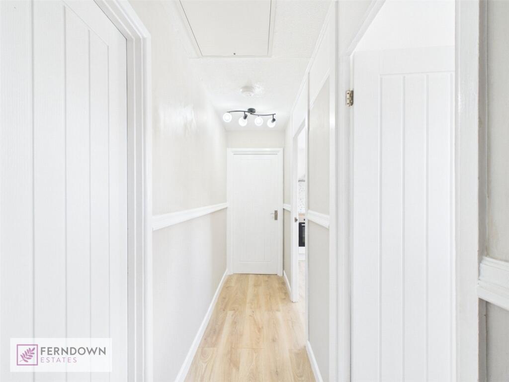 Apartment in Solihull, Chelmsley Wood - View 4