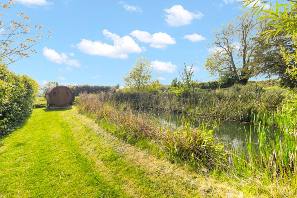 Little Horsted, Uckfield, East Sussex, TN22 photo 4