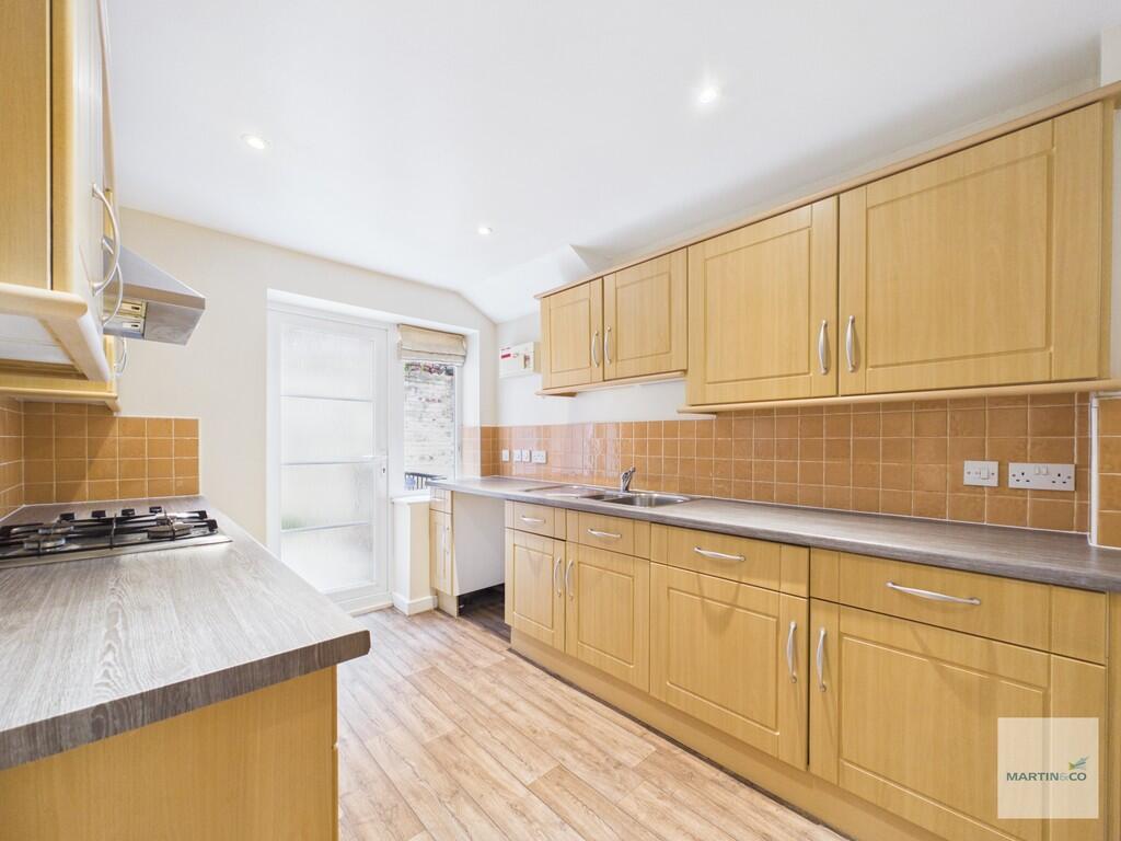 Apartment in Nottingham, Nottinghamshire - View 4