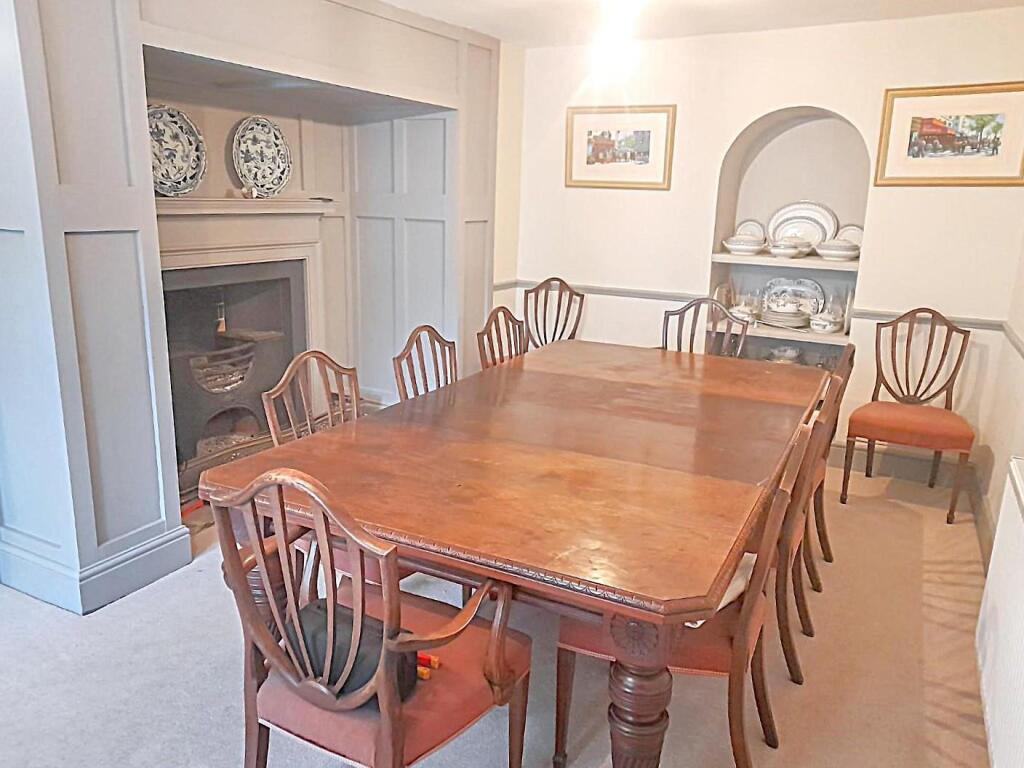 House in Middleham, North Yorkshire - More
