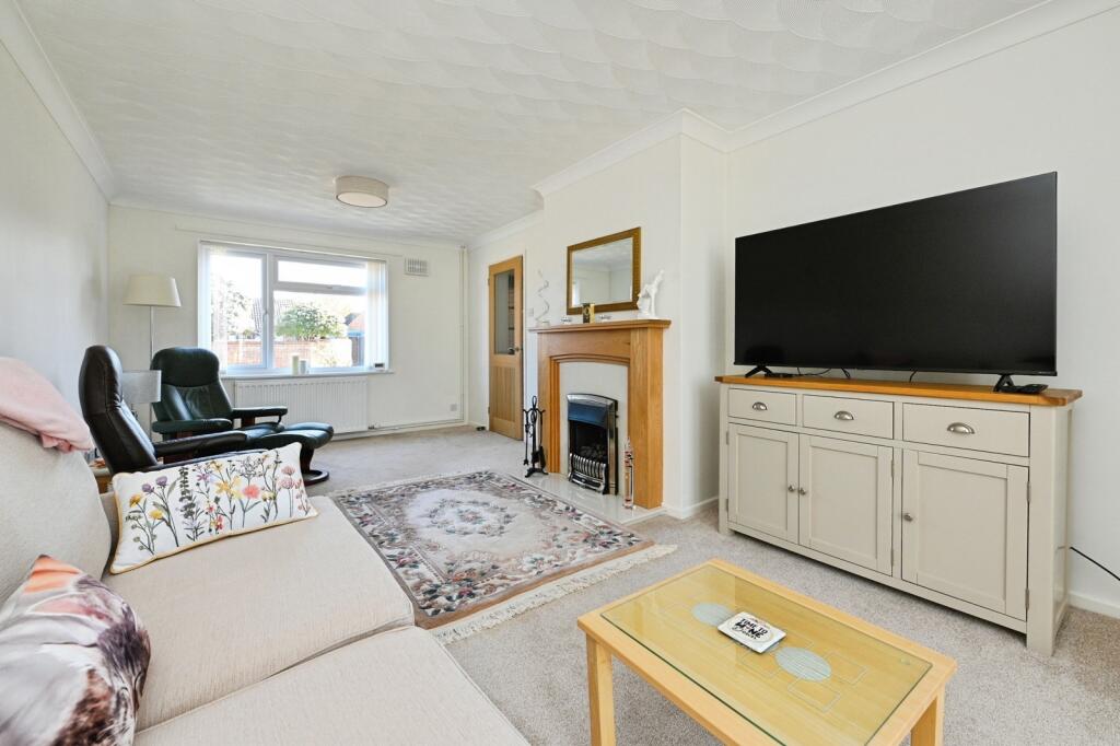 Gidney Drive, Heacham, King's Lynn, Norfolk, PE31 photo 2