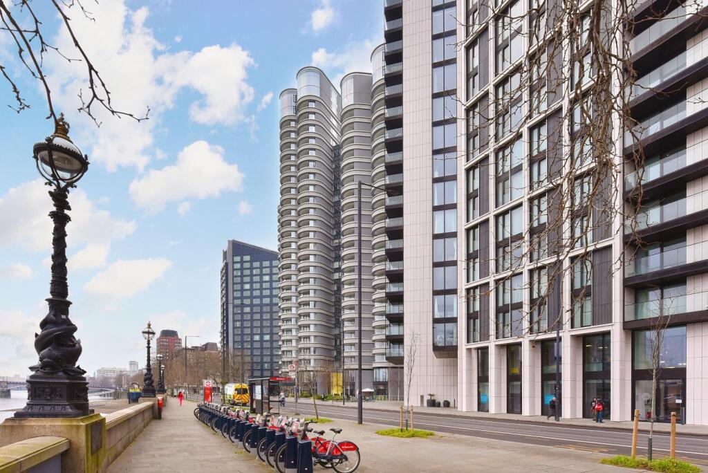 Apartment in London - View 5