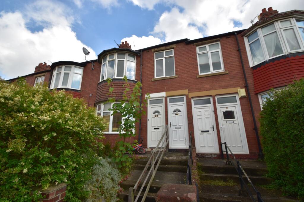3-bed flat on Saltwell Place, Gateshead, NE8, £69,000