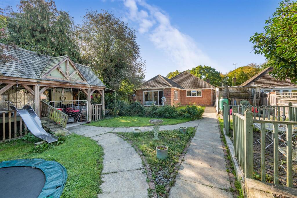 Sutton Road, Maidstone photo 2