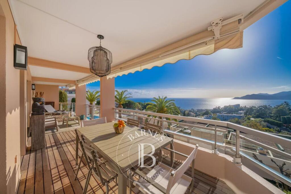 Main image of property: Provence-Alps-Cote d`Azur, Alpes-Maritimes, Cannes