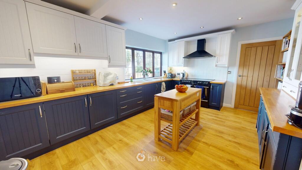 The Grove, Wheatley Hills, Doncaster, DN2 photo 2