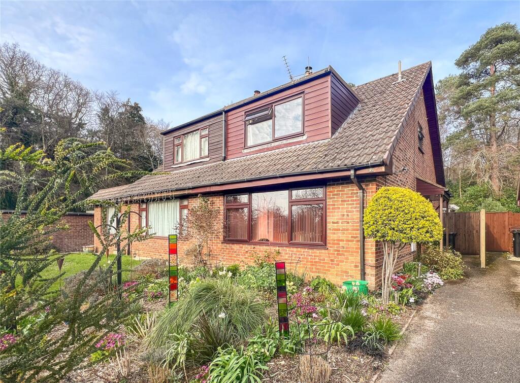 Main image of property: Cuckoo Hill Way, Bransgore, Christchurch, Dorset, BH23