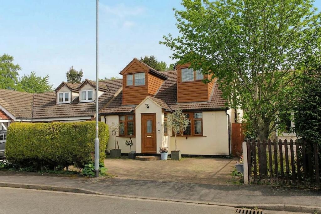 Main image of property: New Zealand Lane, Queniborough, LE7