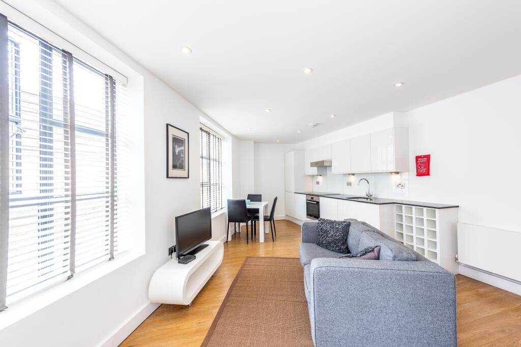Main image of property: 148 Commercial Street, London