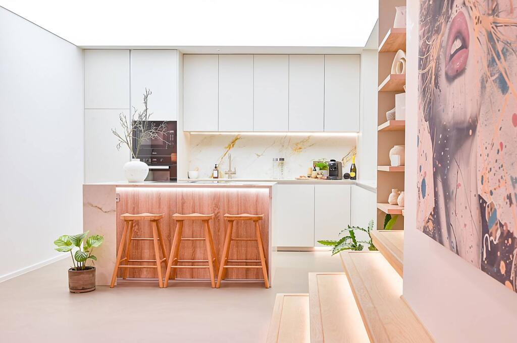 Main image of property: Barrel Yard, Hammersmith, London, W6