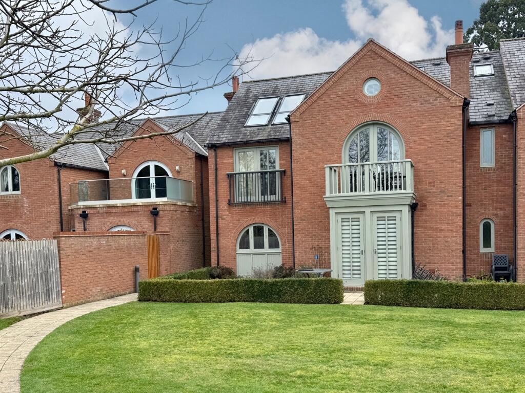 Main image of property: Sequoia Mews, Shipston Road, Stratford-Upon-Avon, Warwickshire, CV37