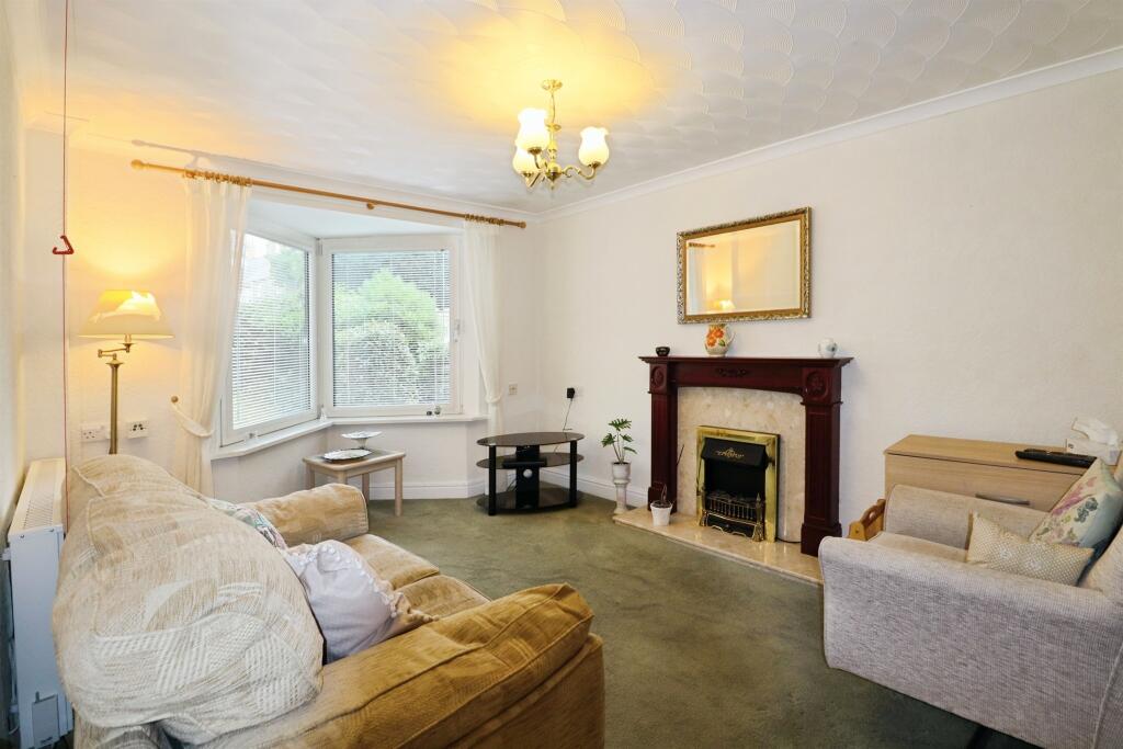 Stanwell Road, PENARTH photo 2