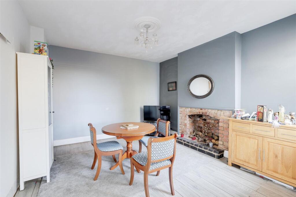 Albert Road, Long Eaton, NG10 photo 3