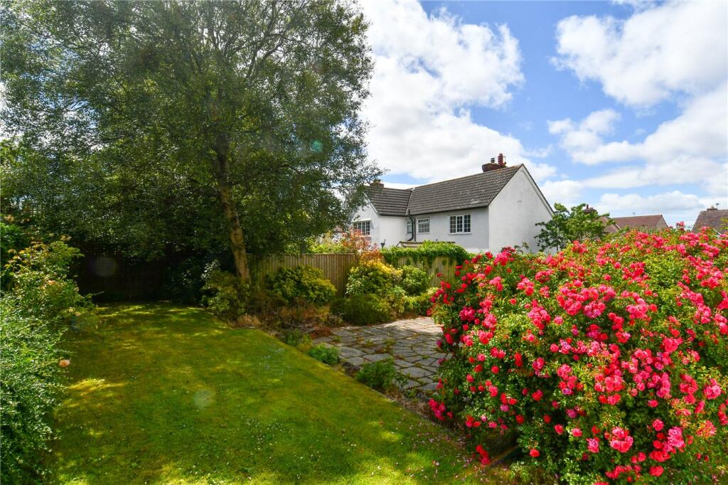 Monks Way, West Kirby, Wirral photo 4