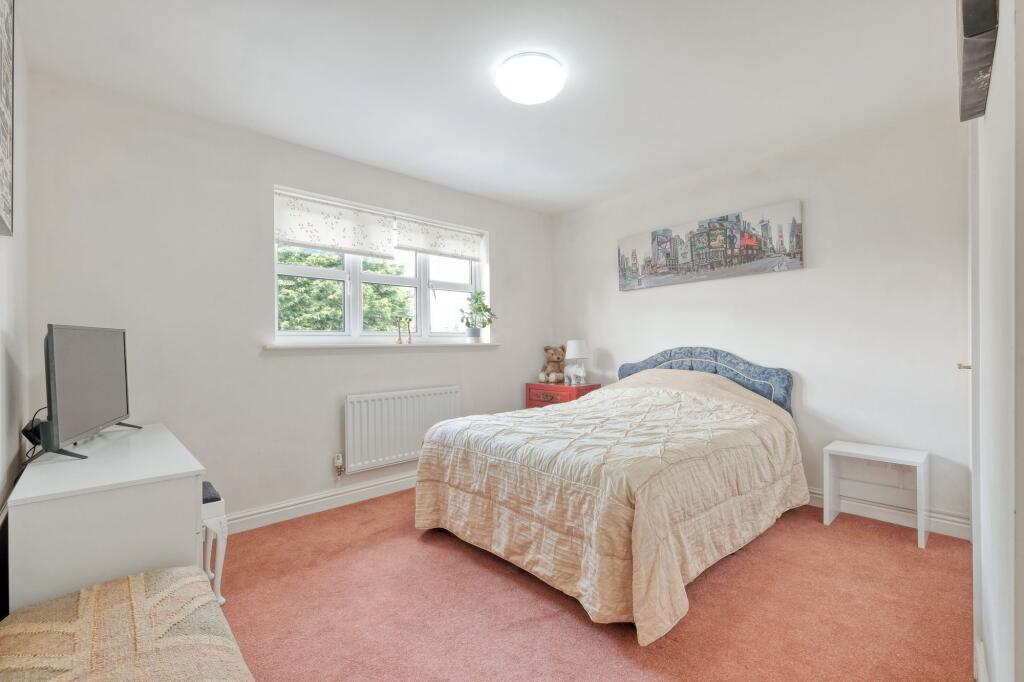 Additional image 19 of Rosebriars, Shirley, B90