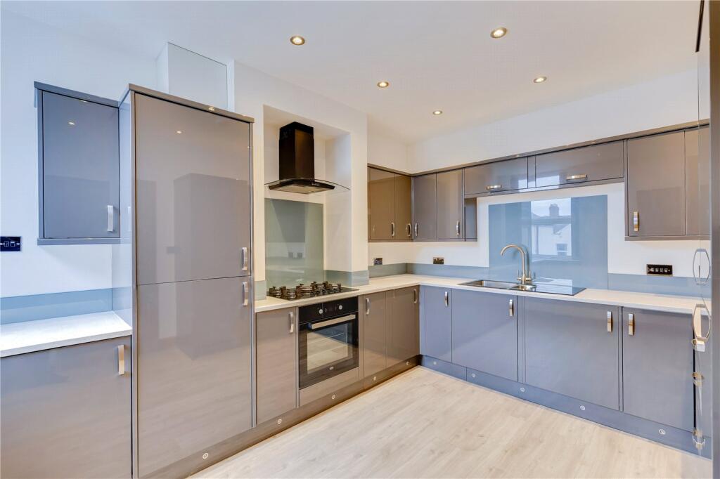 Morlais Street,Roath Park,Cardiff,CF23 5HQ – další