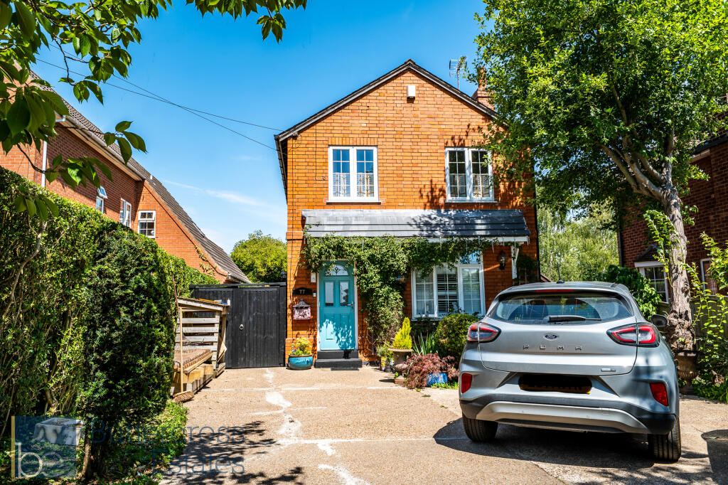 Main image of property: Beacon Hill Road, Newark, NG24 2JN