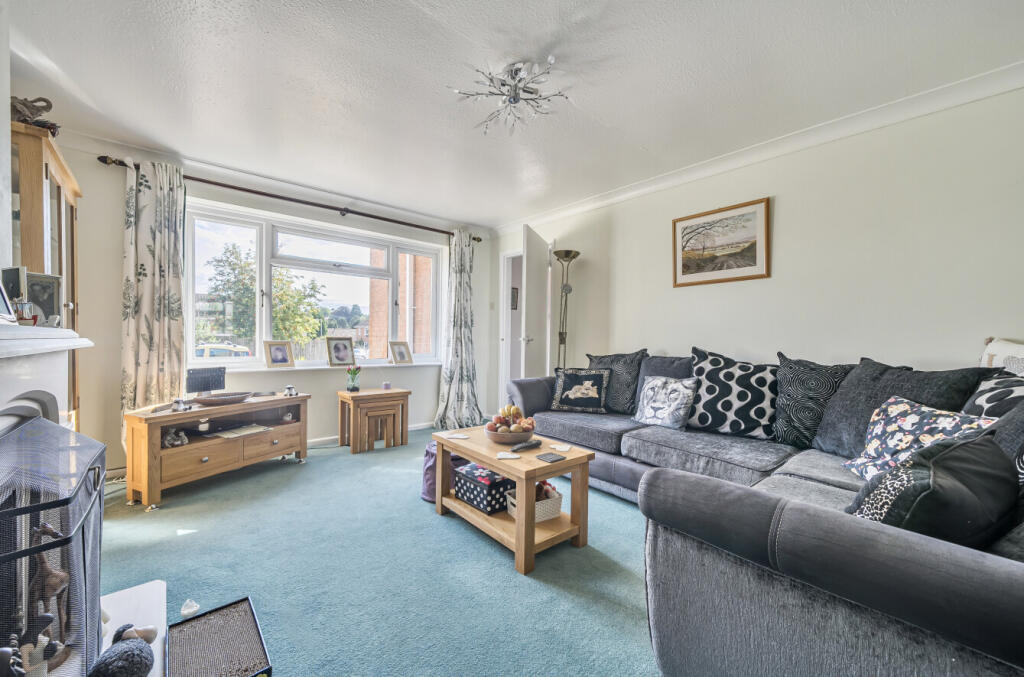Clinton Close, Budleigh Salterton, Devon photo 2