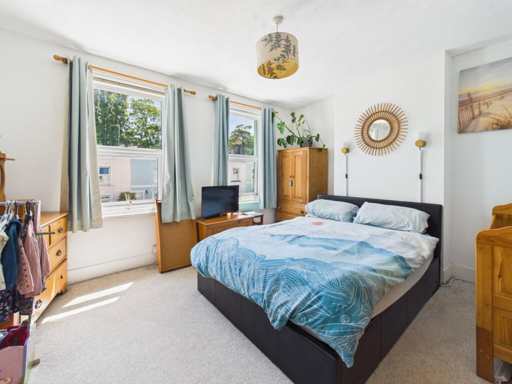 House in Worthing, Broadwater - View 2