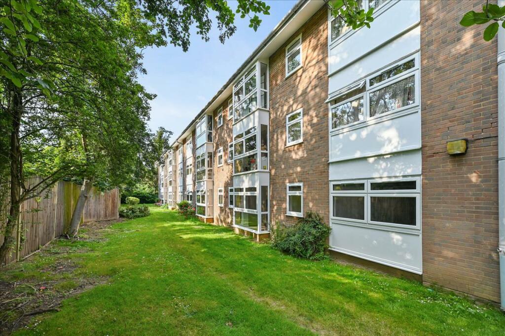 Apartment in London - View 4