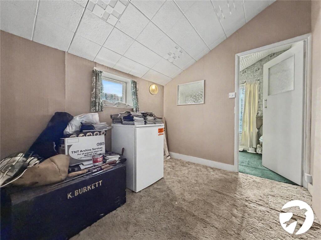House in Chatham, Medway - View 5