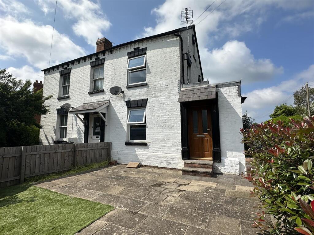 Main image of property: Bargates, Leominster