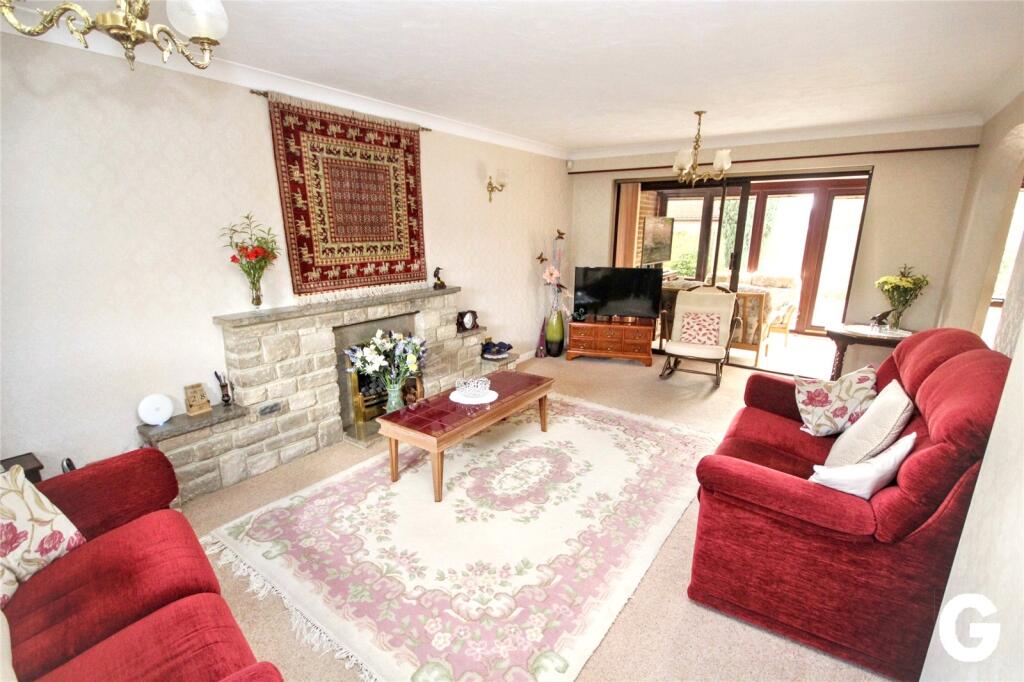 North Poulner Road, Ringwood, Hampshire, BH24 photo 3